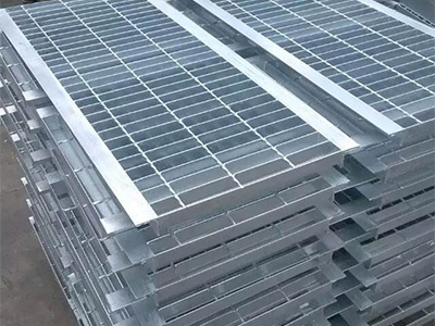 1574389546661043381.jpg 20170816154229-54932124.jpg